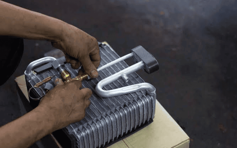 Car A/C Evaporator and Moisture Buildup