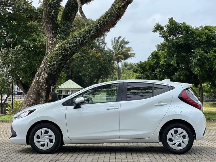 toyota-aqua-2022-specs-features-performance-price-in-sri-lanka