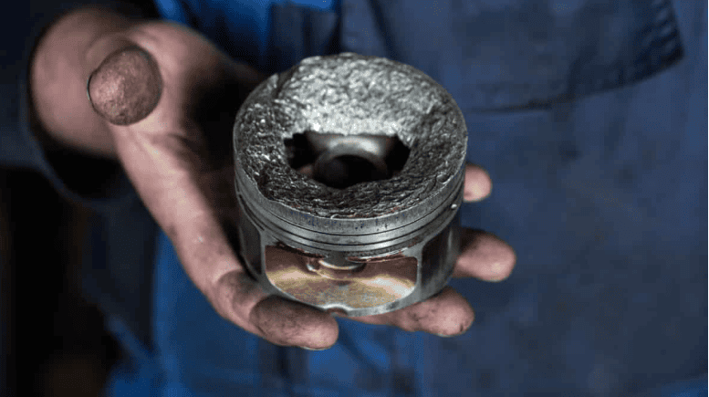 Connecting Rod Damage